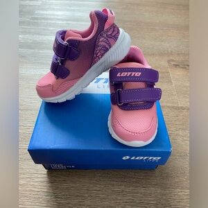 Lotto Velcro shoes - toddler size 5T